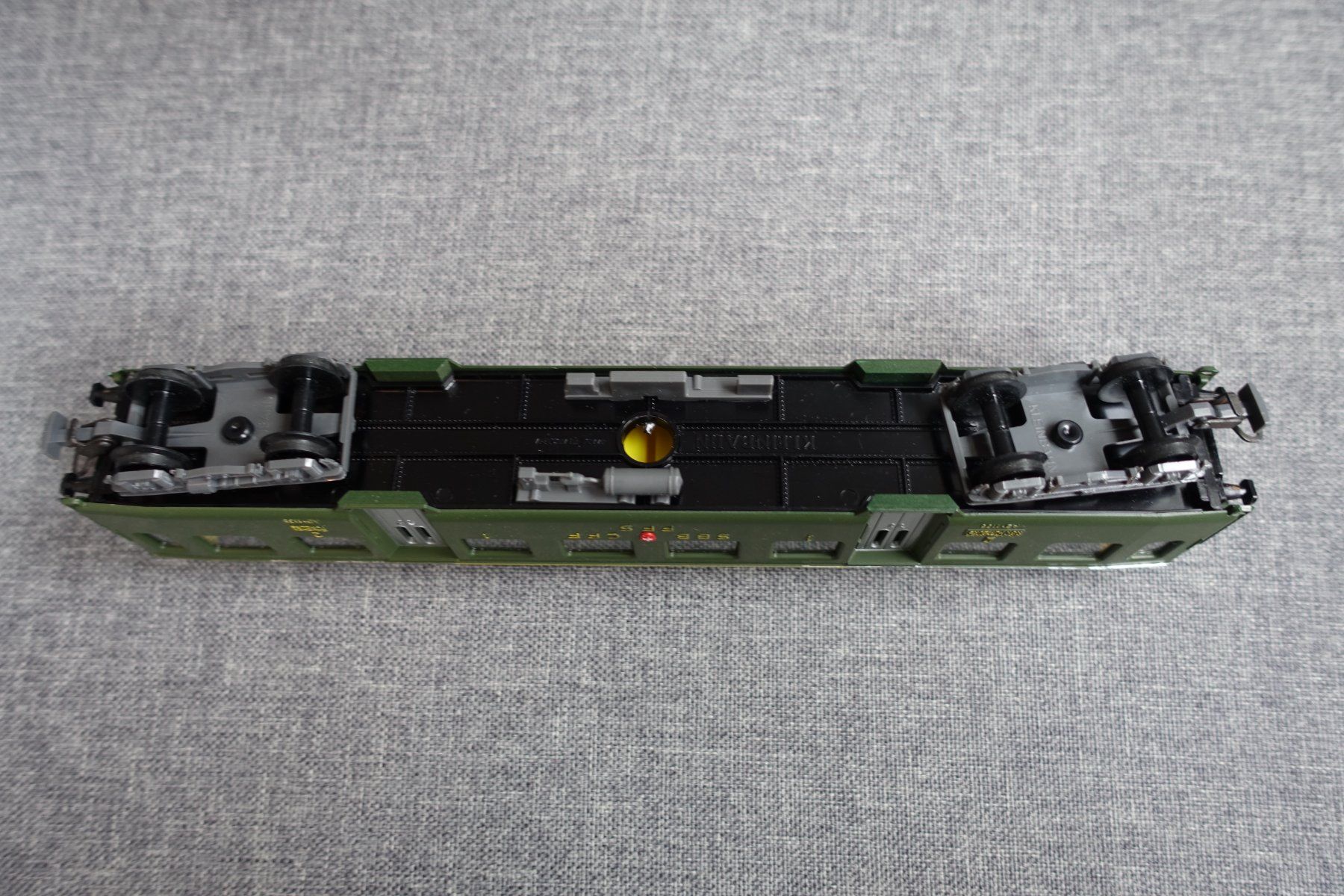 Kleinbahn Modelleisenbahnen: KLEINBAHN No. 380 SBB Schnellzugwagen AB4 – Gebraucht aus Wallbach von Sarrows 3