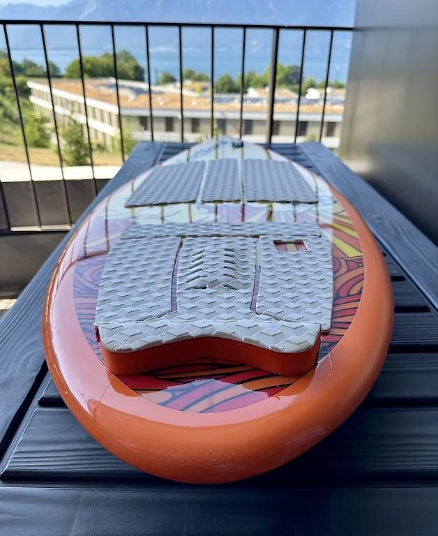 Tavole da surf e di nuoto: Planche de Wakesurf Coastboard – Usato da La Tour-de-Peilz venduto da Vinsobres 2