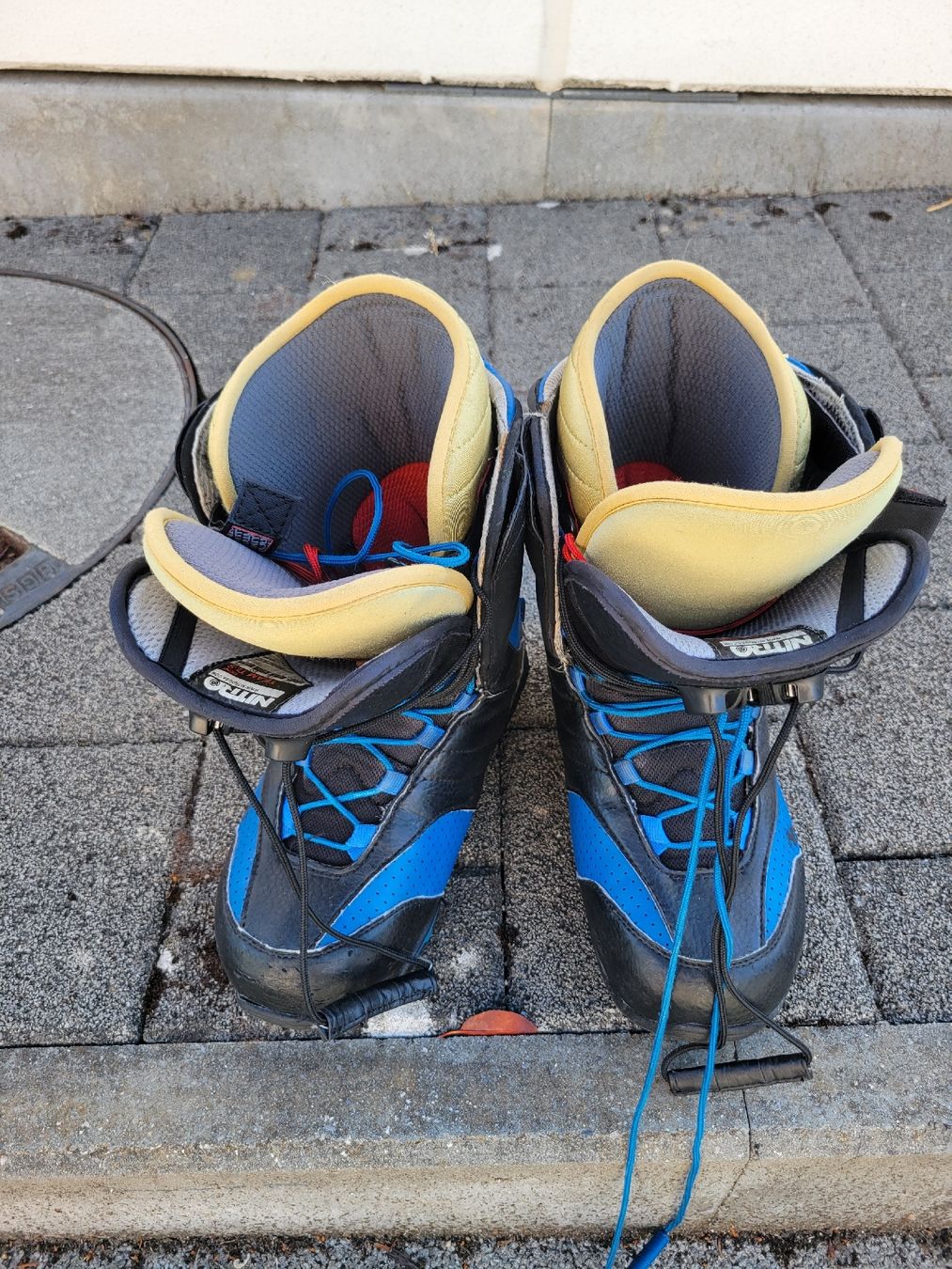 Snowboard Nitro Scarpe da uomo: Snowboardschuhe Nitro, Team LTS, Gr. 42 2/3 – Usato da Wiesendangen venduto da fred1corner