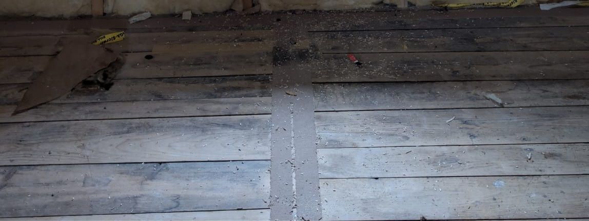 Holzartikel: Holzlatten roh ca. 50 m2 – Gebraucht aus Unterkulm von famerismann 1