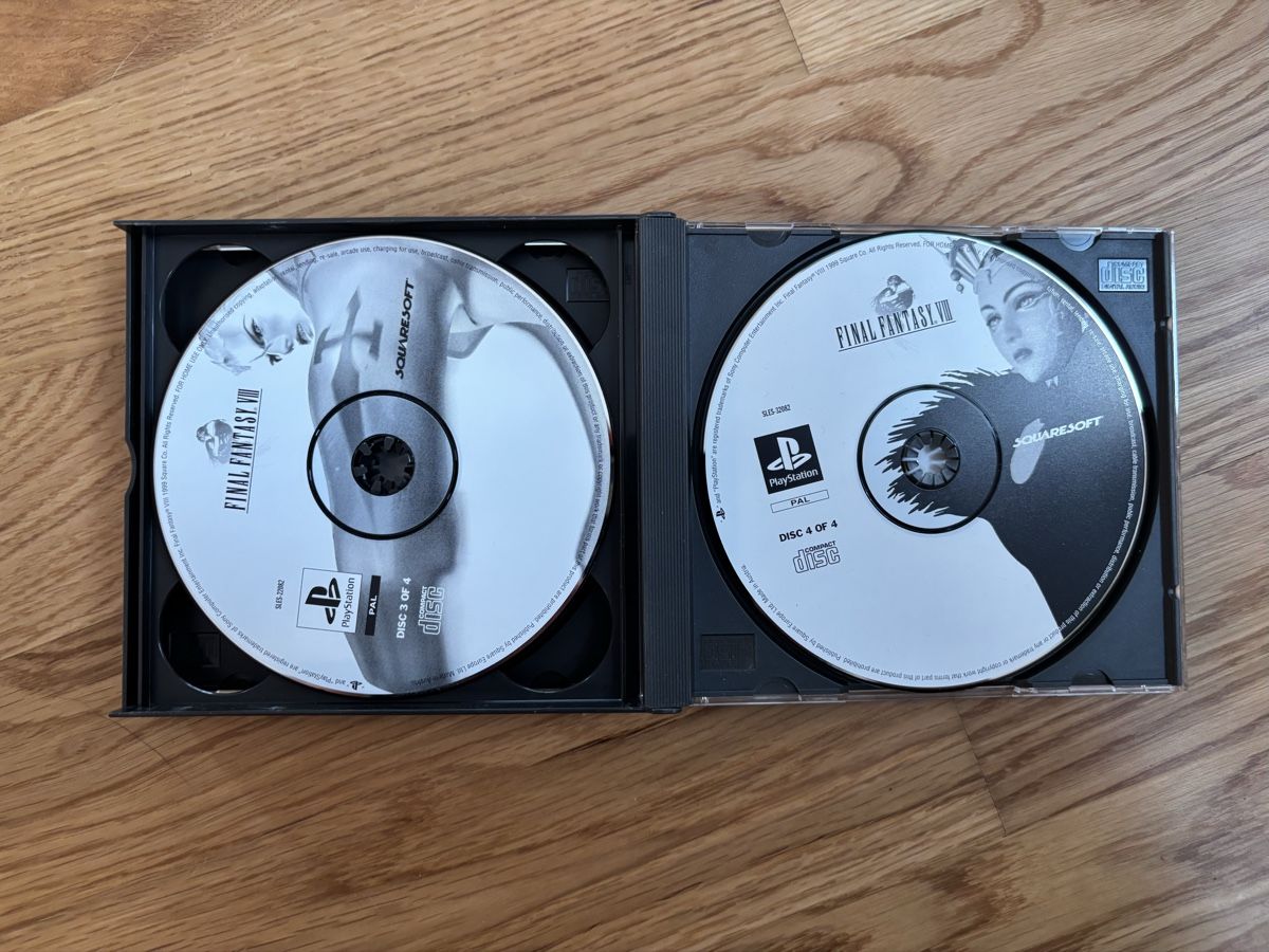 Jeux: PS (PAL) - Final Fantasy VIII / 8 – D'occasion à Widen par mxpx_1981 2