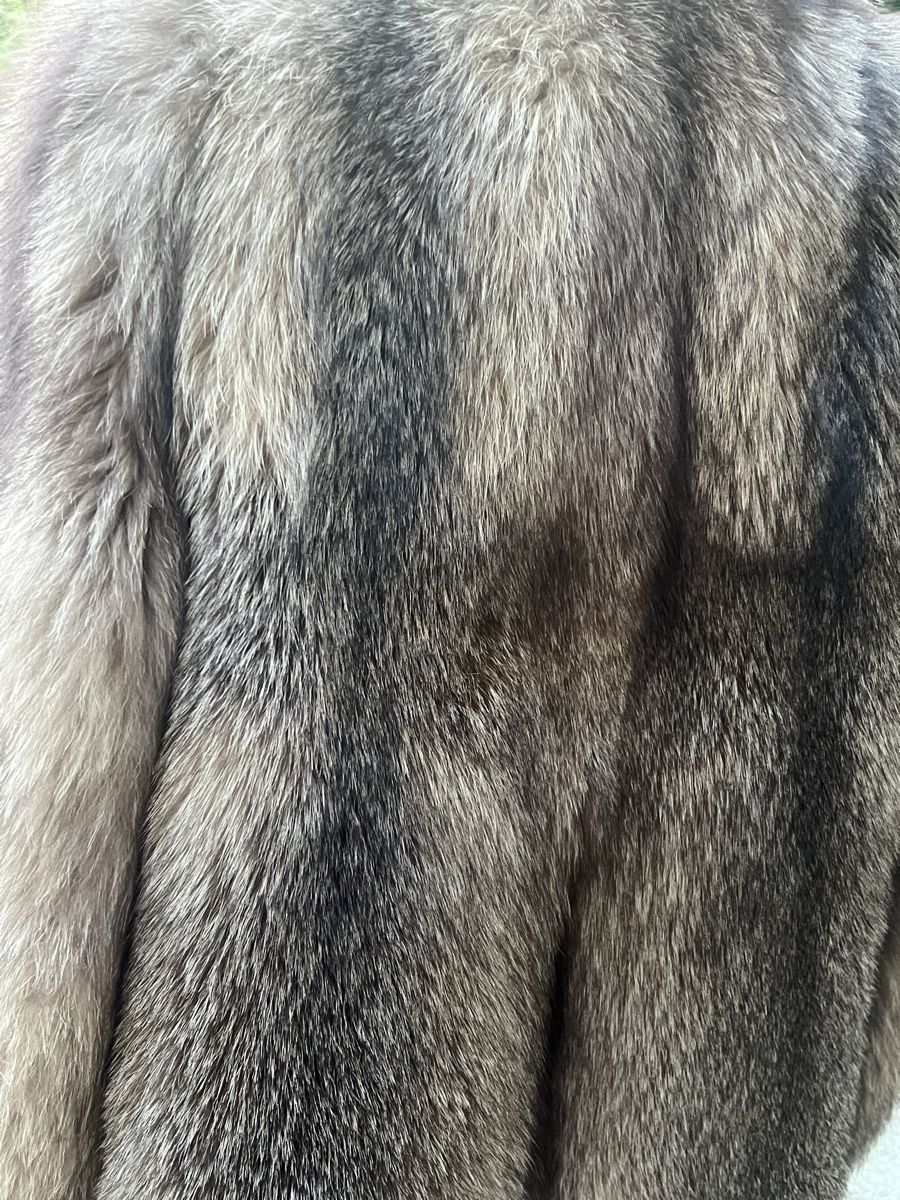 Cappotti: Manteau de fourrure – Usato da St-Pierre-Clages venduto da ste_xk6p 5