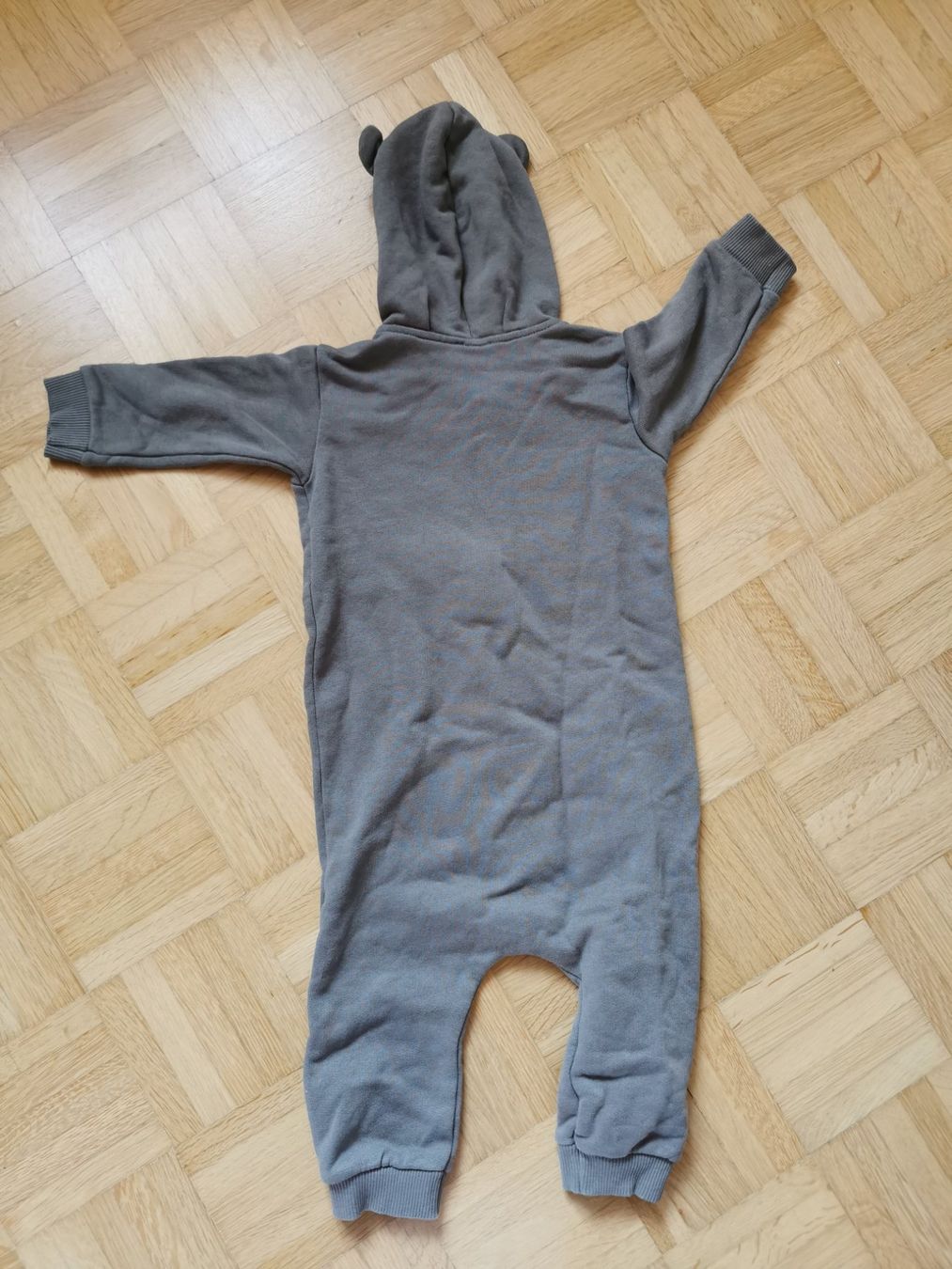 Benetton Babyanzüge: Overall Benetton Gr. 68 – Gebraucht aus Stäfa von flamingo_17 6