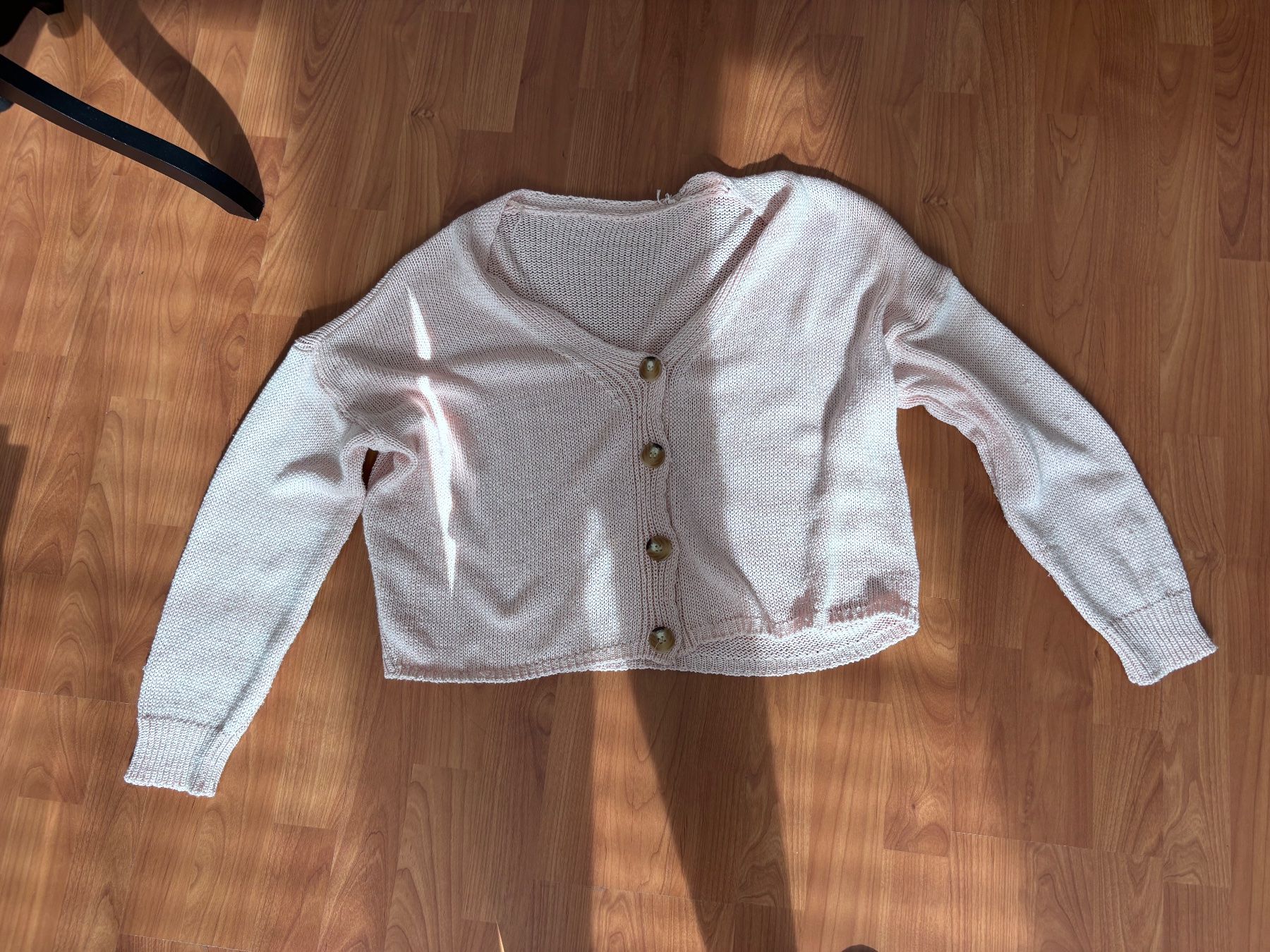 Vestes: Kurze Strickjacke rosa M/L – D'occasion à Balsthal par Uroby 2