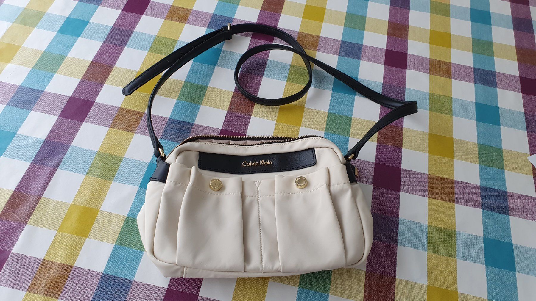 Calvin Klein Borse da donna: Calvin Klein Handtasche / Umhängetasche – Usato da Staufen venduto da Fleby84