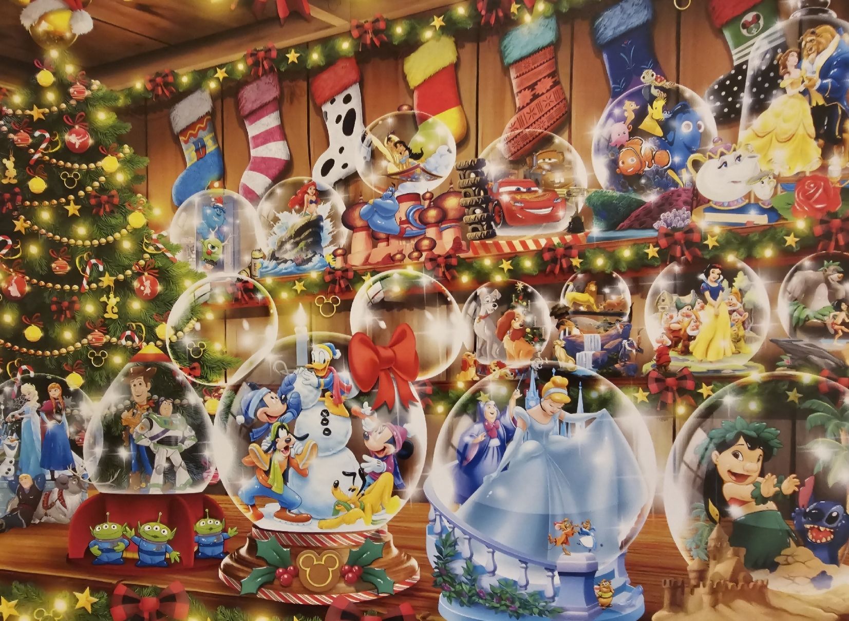Ravensburger Puzzle: Ravensburger Puzzle "Disney Schneekugeln" 1000 Teile – Usato da Bütschwil venduto da Taranabo 1