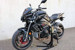 Yamaha MT-10 (ab grossem Service) Top Zustand!
