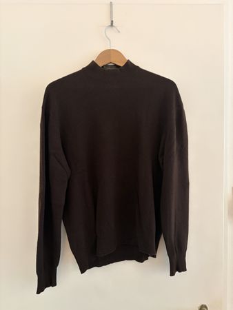 Brown Cashmere Pullover Mock Neck Size M with small Defects