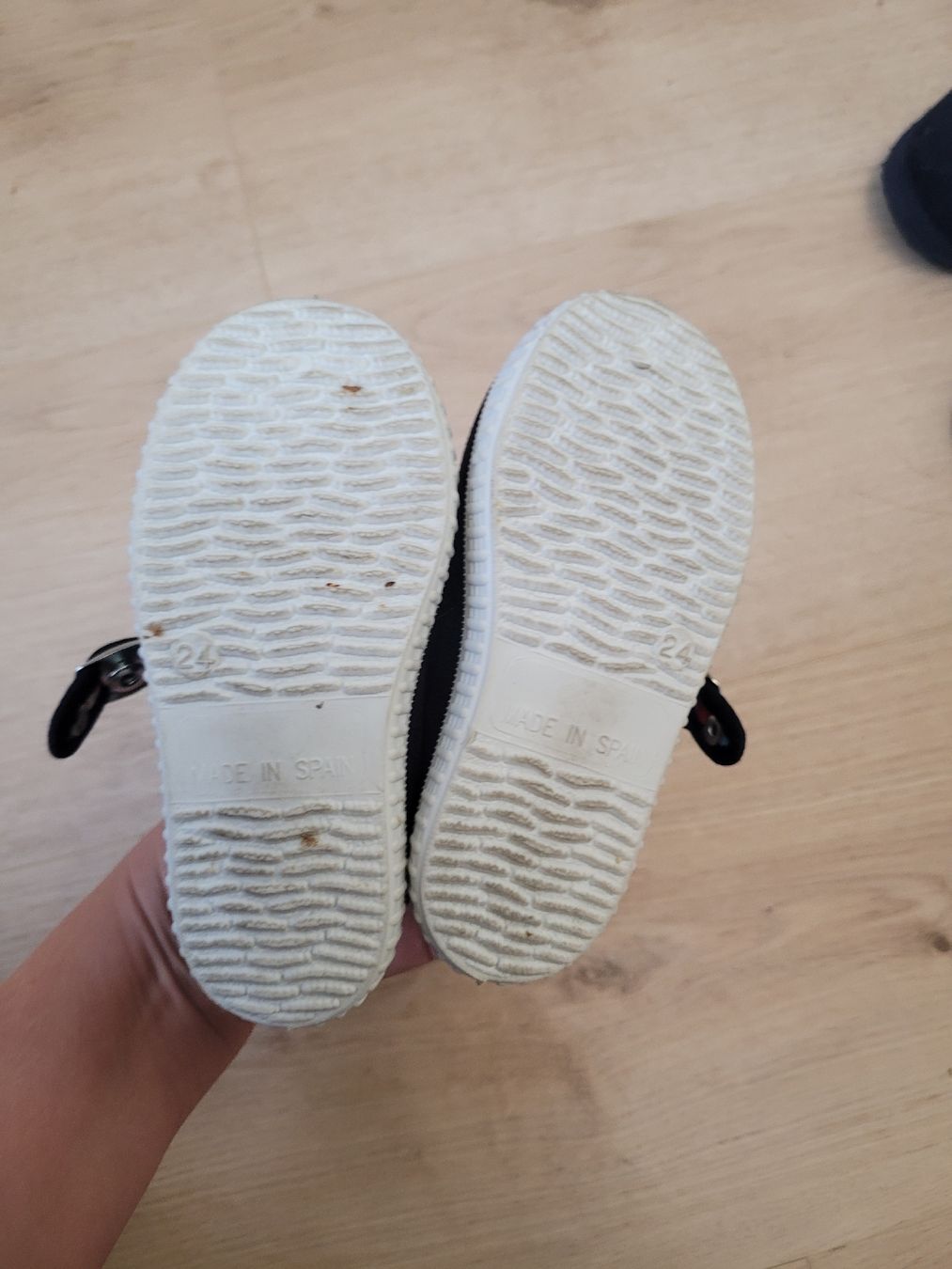 Scarpe per ragazzi: schöne Schuhe Gr. 23 – Usato da Lupsingen venduto da sta_wgg5 4