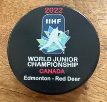 Puck / WM 2022 / Canada U-20 / Edmonton & Red Deer