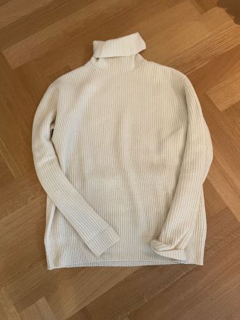 Designer Rollkragenpullover aus Wolle von Les Deux