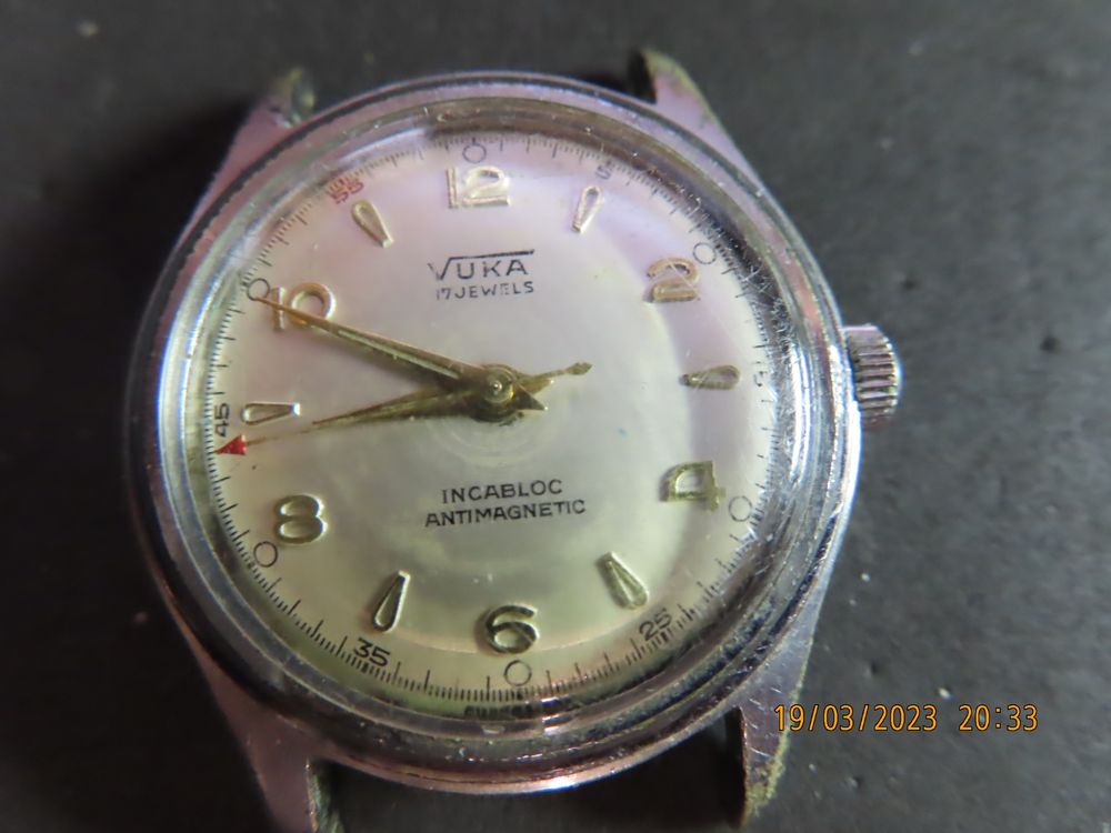 Vintage Uhr, VUKA , läuft, Ø 31 mm ohne Band 1