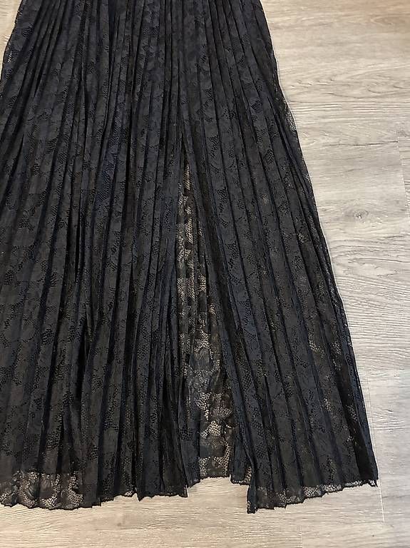 Kleider: Kleid – Gebraucht aus Schwerzenbach von nic_zt5r 3