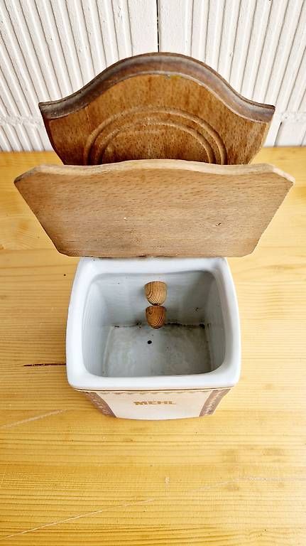 Casseroles: Antiker Mehlbehälter – D'occasion à Subingen par Rusti79
