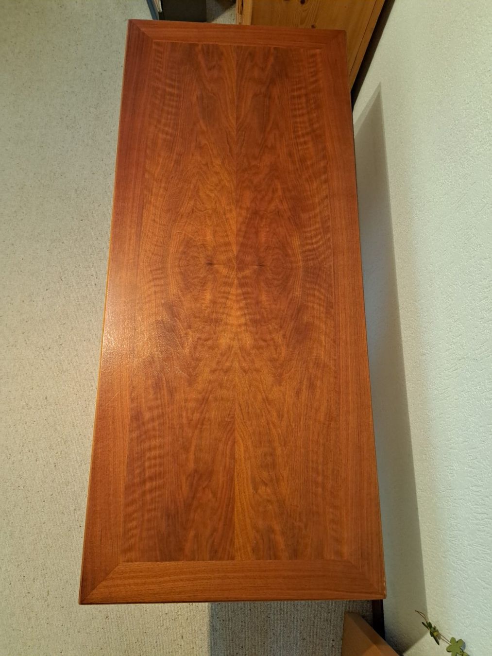 Tavoli: Clubtisch/Salontisch Holz – Usato da Zwingen venduto da steinbock222 1