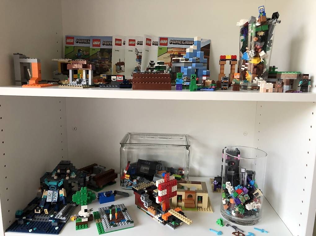 Lego Kit di costruzioni: Minecraft Lego Sammlung – Usato da Küttigen venduto da Solluna