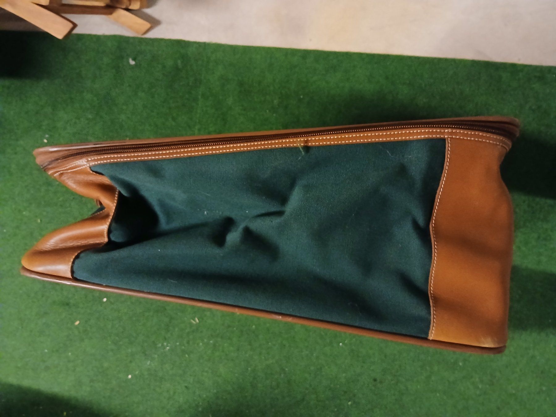 Longchamp Reisekoffer: Valise Longchamp – Gebraucht aus Le Grand-Saconnex von Rgt87 5