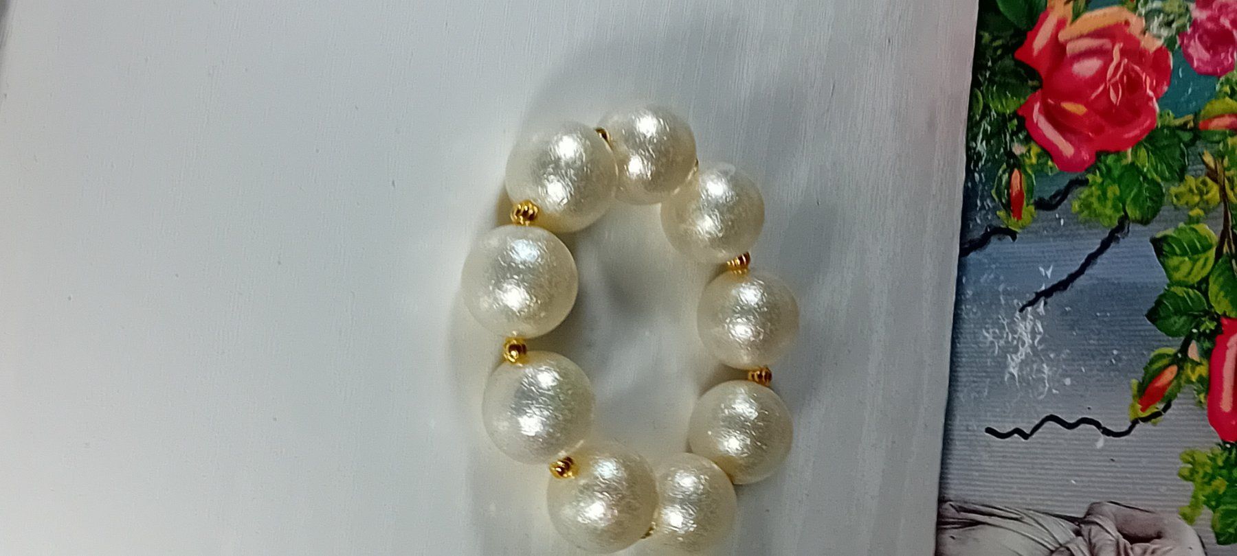 Bracelets: armband modeschmuck,,weiss,,,matt,,,elastisch – D'occasion à Basel par bij_5hqd 1