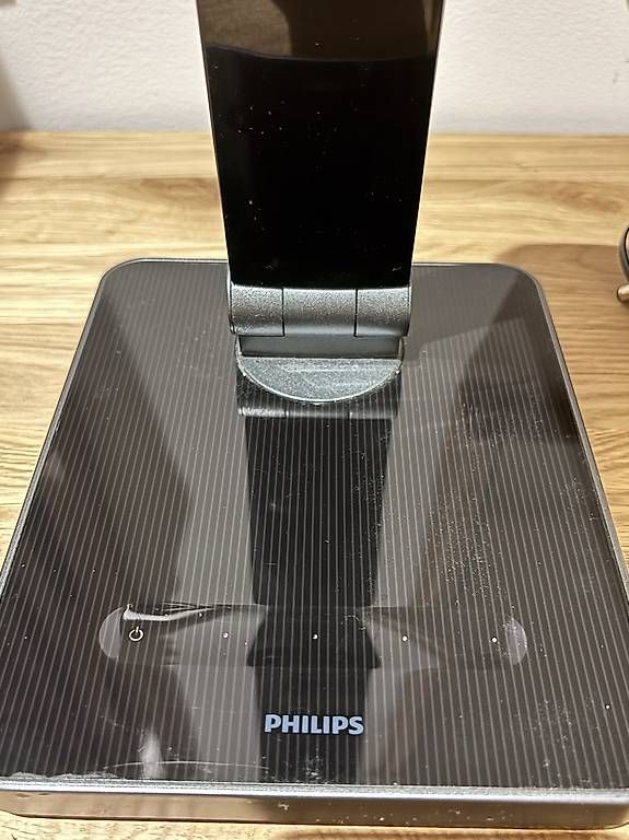 Lampen: Philips LED Schreibtischlampe – Gebraucht aus Luzern von qch_2jjy 2