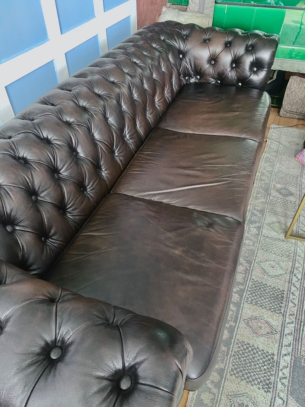 Sofas: Chesterfield Sofa (Rindsleder) – Gebraucht aus Thayngen von siggelektroplanung
