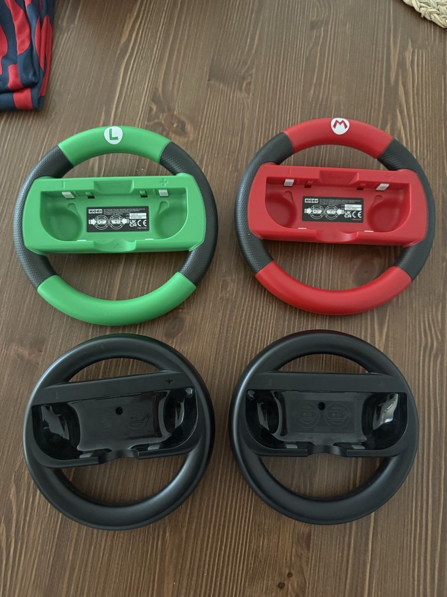 Controller: Nintendo Switch Steering Wheels Set of 4 Used – Usato da Winterthur venduto da mar_k8lf 1