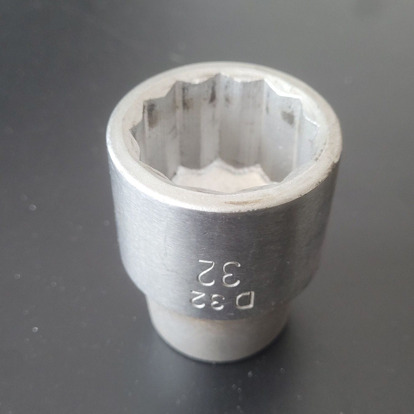 Gedore Tous les outils: Steckschlüsseleinsatz 3/4" 32 mm – D'occasion à Thun par RoderThun