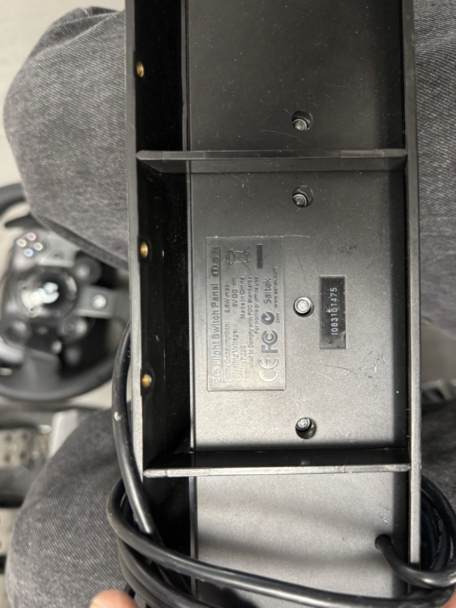Saitek Controller: Saitek flight pro – Usato da Bärschwil venduto da BestCars_handel24 1