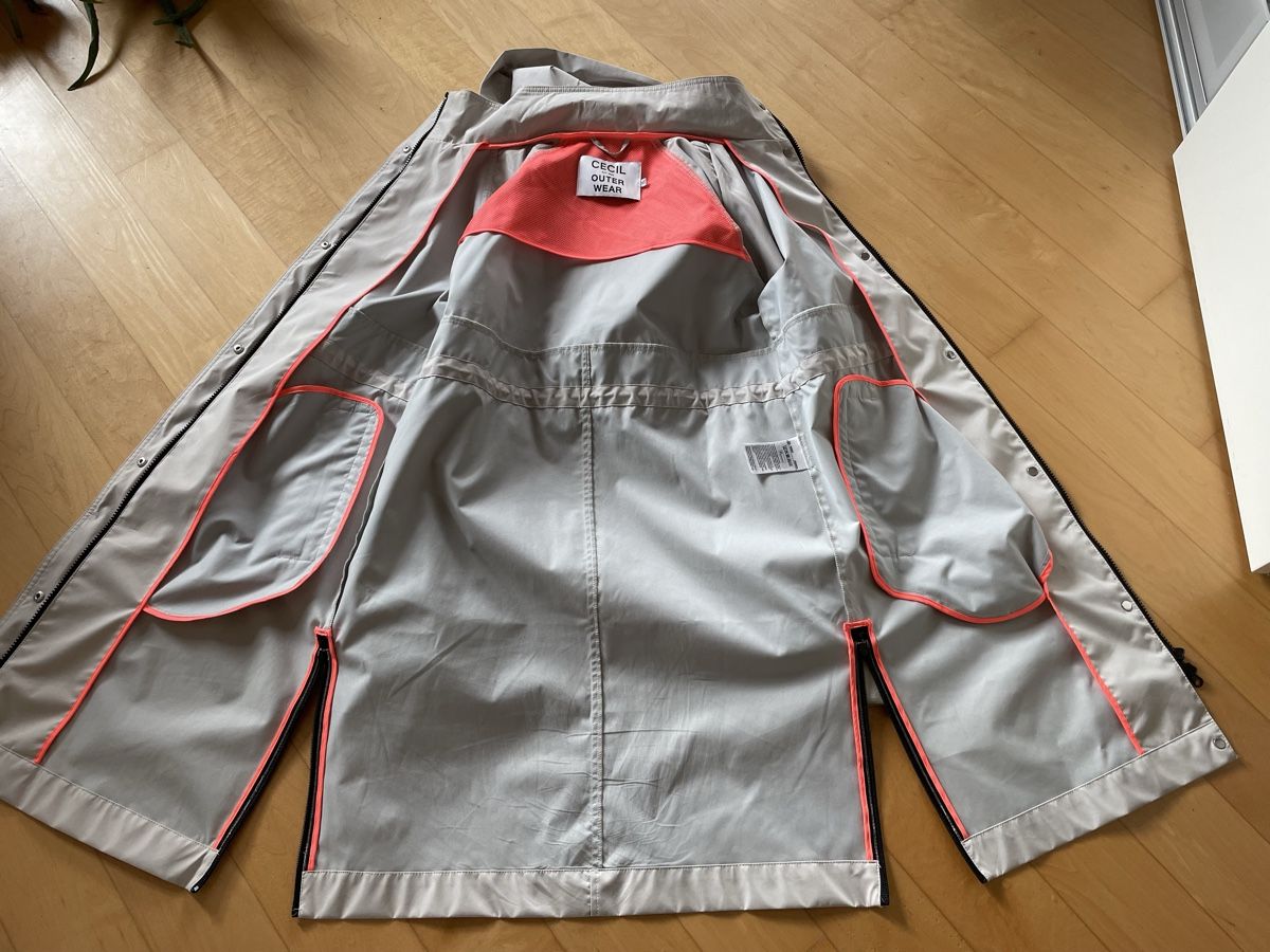 Cecil Giacche: Cecil Wind und Regenjacke  – Usato da Wilen b. Wil venduto da Baur7 3