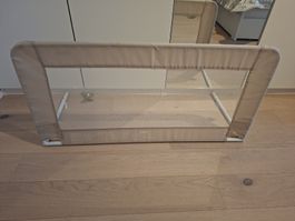 Bett Gitter