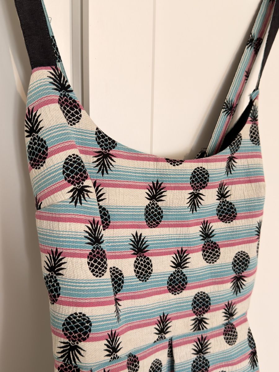 Zara Kleider: Kleid mit Ananas Muster Grösse L  – Gebraucht aus Sorvilier von Ms.Meow 3