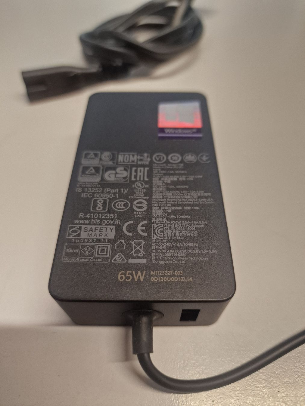 Microsoft Cavi: Microsoft Surface Ladekabel – Usato da Landquart venduto da brax90 1