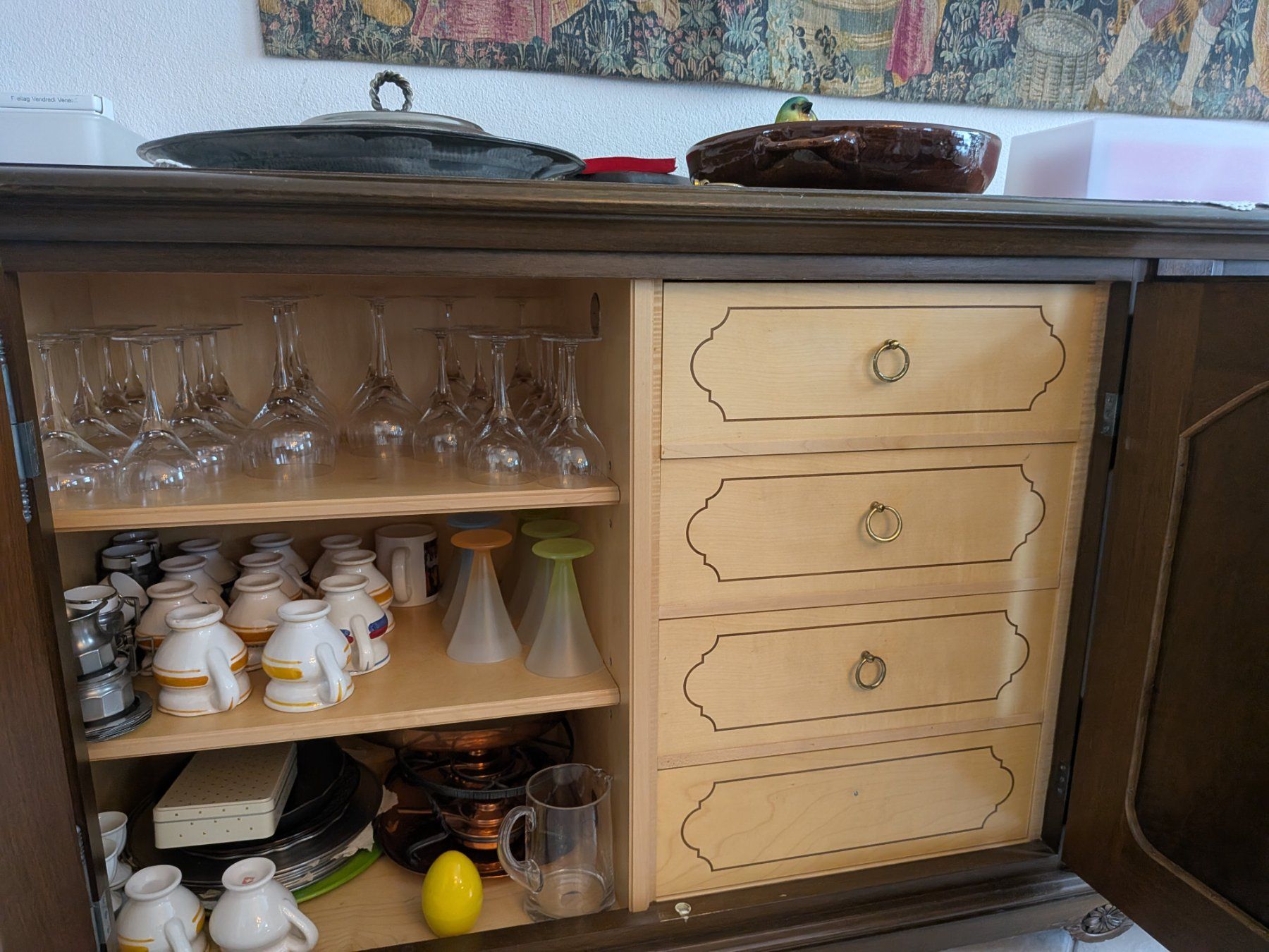 Credenze: Massives Holz Sideboard – Usato da Effretikon venduto da Mgossner 2