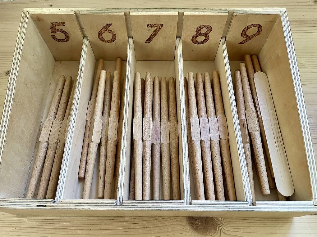 Tous les outils: Spindelkasten Montessori – D'occasion à Stetten AG par kristinabrita 2