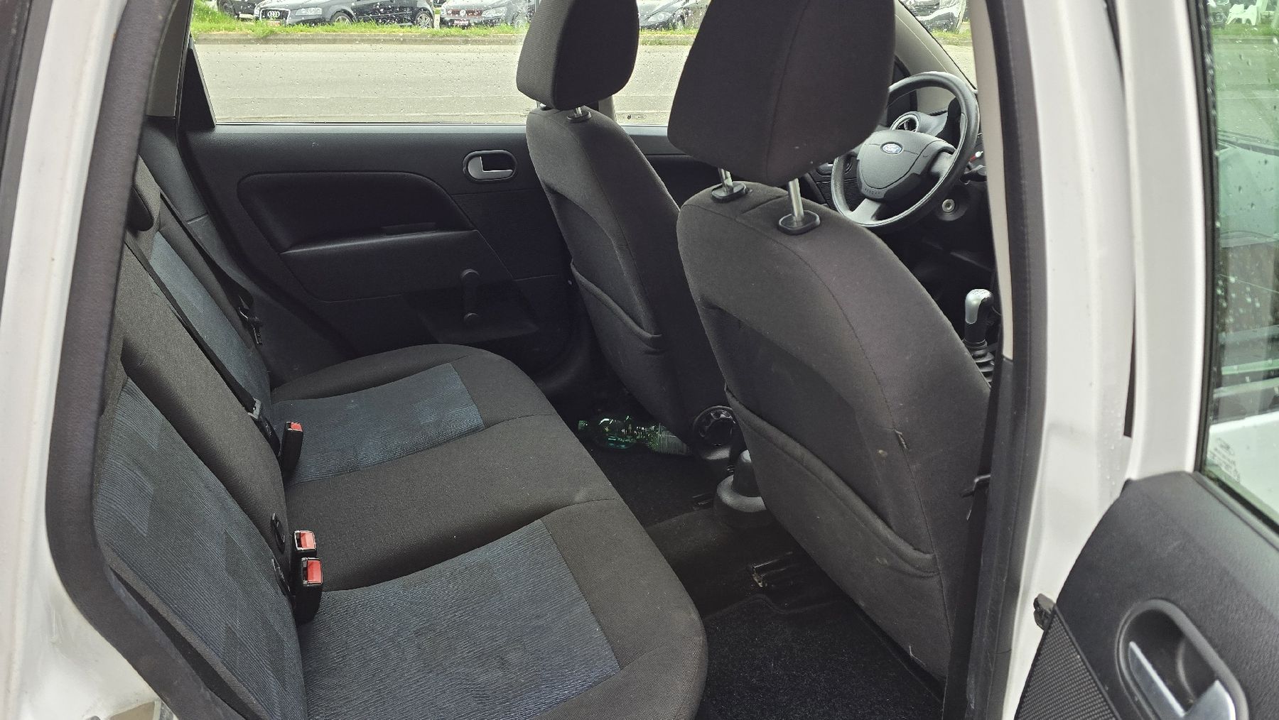 Ford Automobili: Ford fiesta expertisée – Usato da Payerne venduto da dmt_wbm2 6
