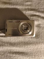 Casio Exilim EX-Z280 Digital Camera 12.1 Megapixels Silver