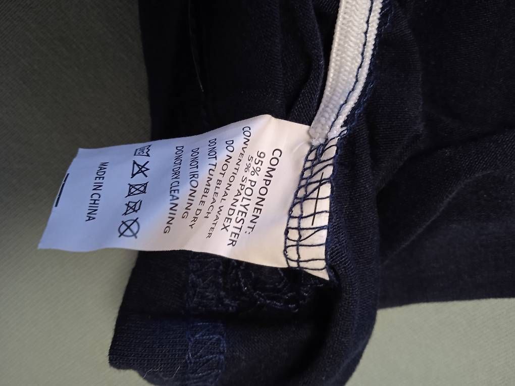 T-shirt: Umstands T-Shirt - Grösse S – Usato da Dietikon venduto da Chadascha 3