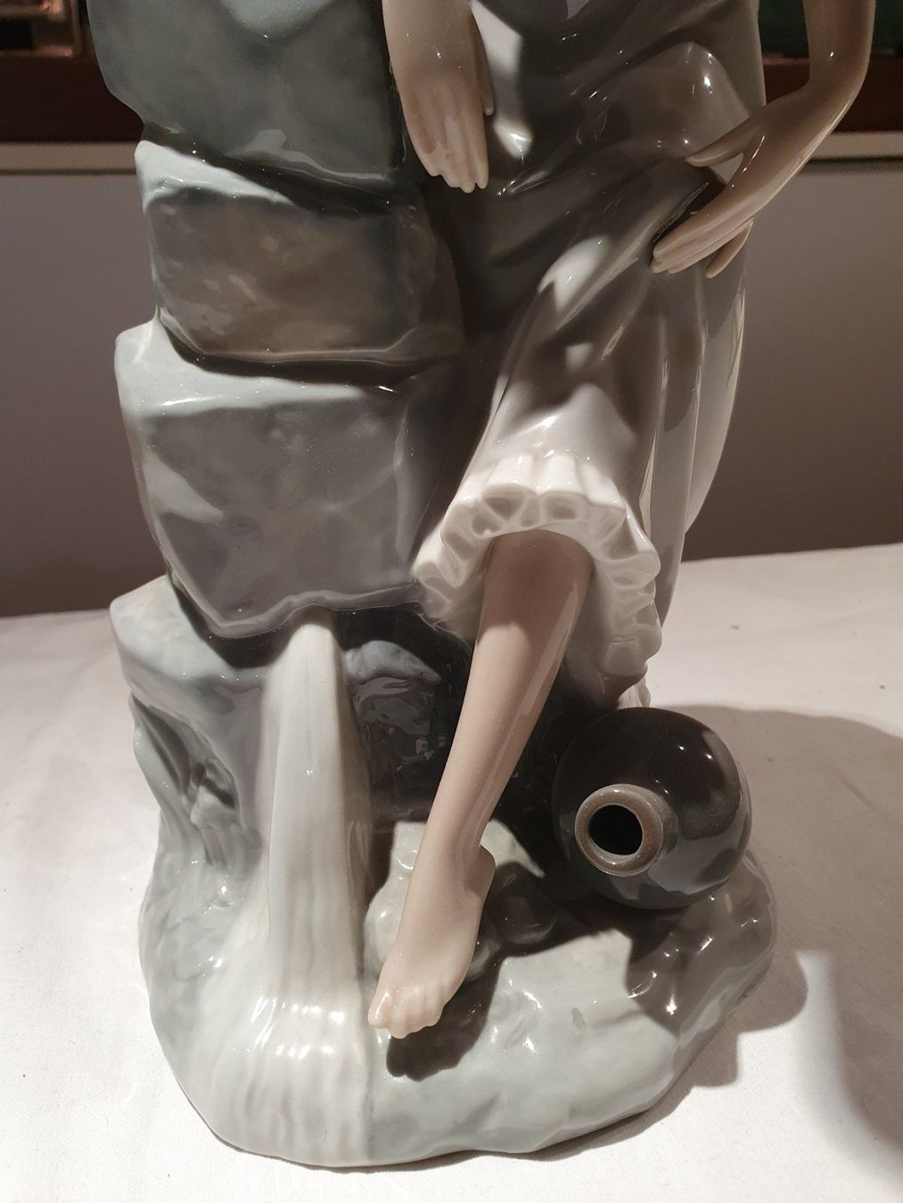 Lladro Statuette: Porzellan Figur "Wasserträgerin" Lladro Stil – Usato da Basel venduto da M2 2