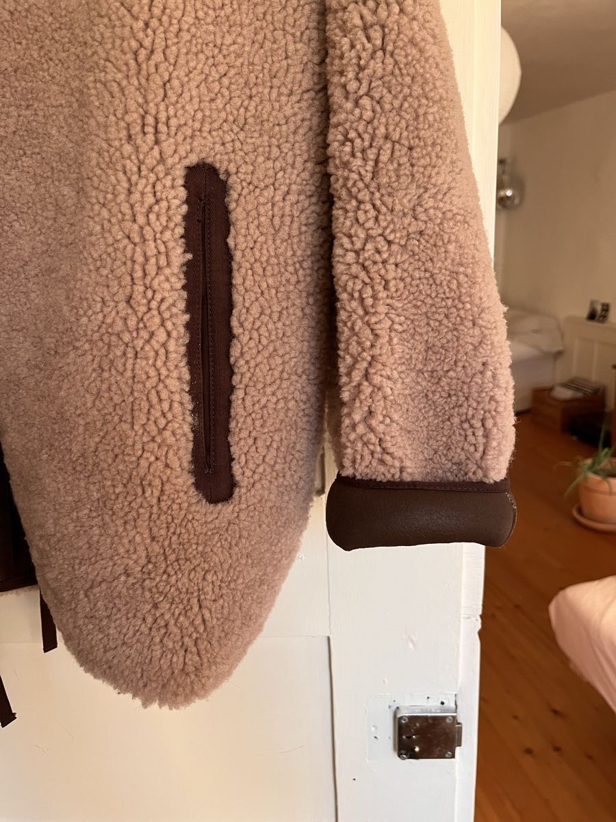Giacche: Shearling Jacke von Humanoid - Winter Must-Have! – Nuovo (secondo la descrizione) da Biel Bienne venduto da ginettefeigenbaum 5
