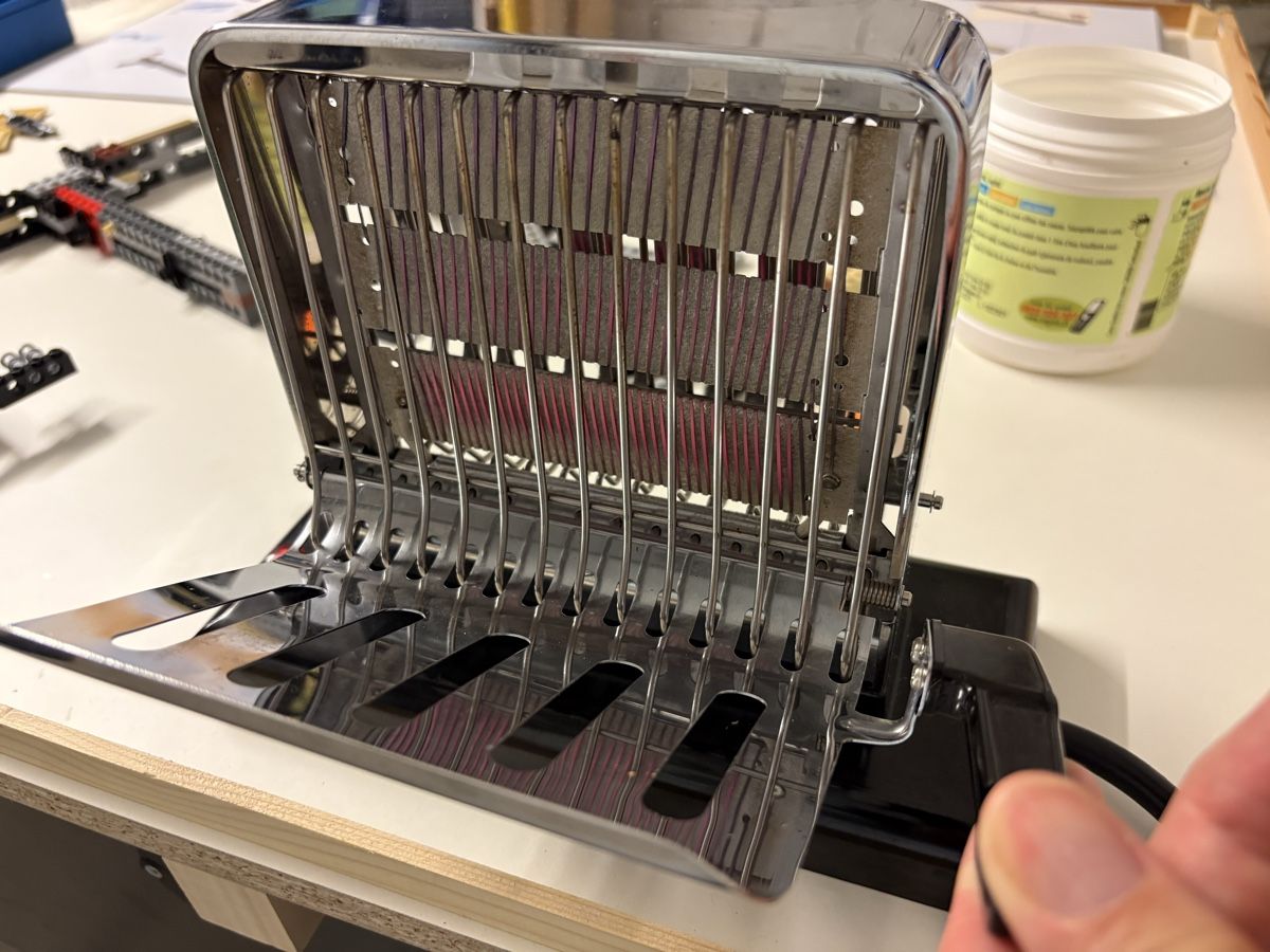 Jura Küchengeräte: Toaster Vintage, Jura, Typ 150 – Gebraucht aus Schönenwerd von Qn 4