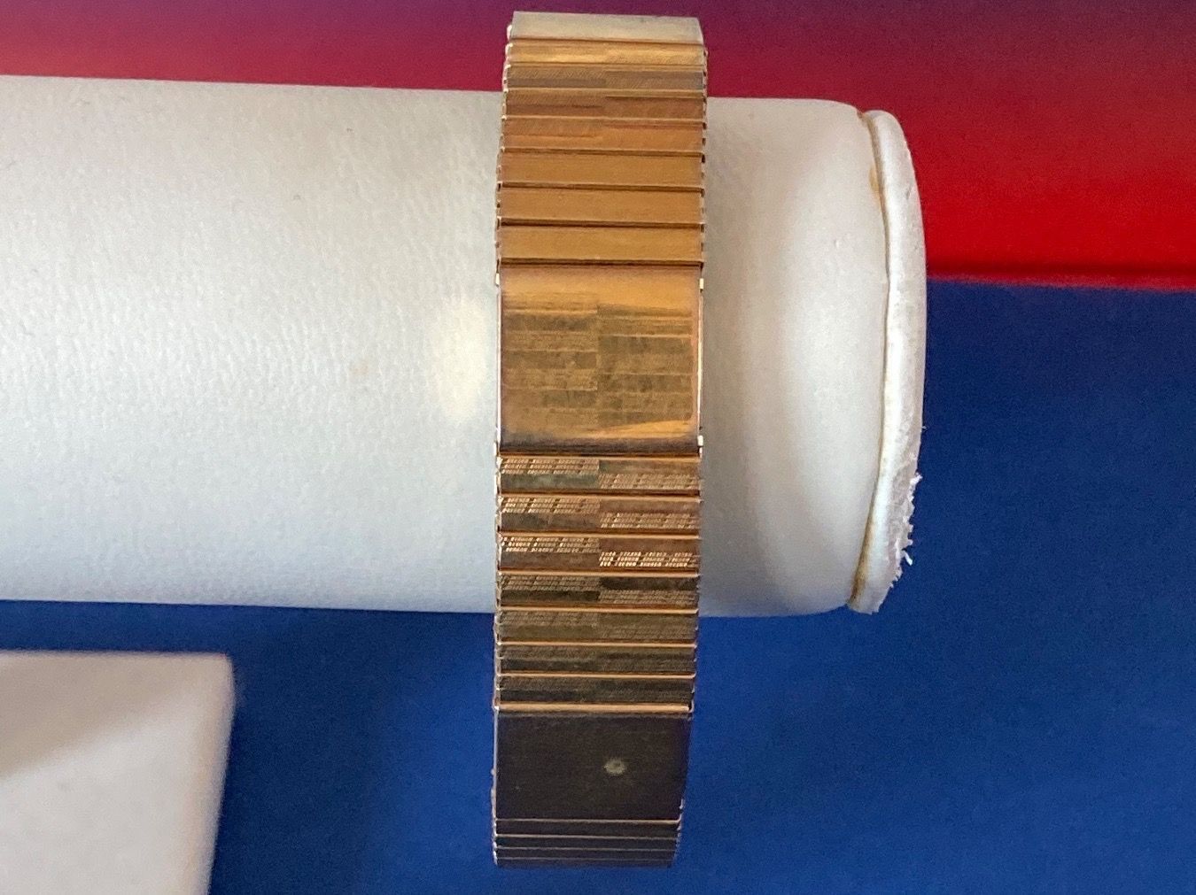 Bracciali & Braccialetti: Armband vergoldet beweglich – Usato da Laufen venduto da Trendmarket 9