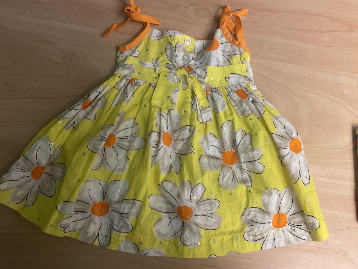 Vestiti & Gonne: Sommerliches Blumenkleid, Gr.74Neu – Nuovo (secondo la descrizione) da Obergerlafingen venduto da cabo4 2