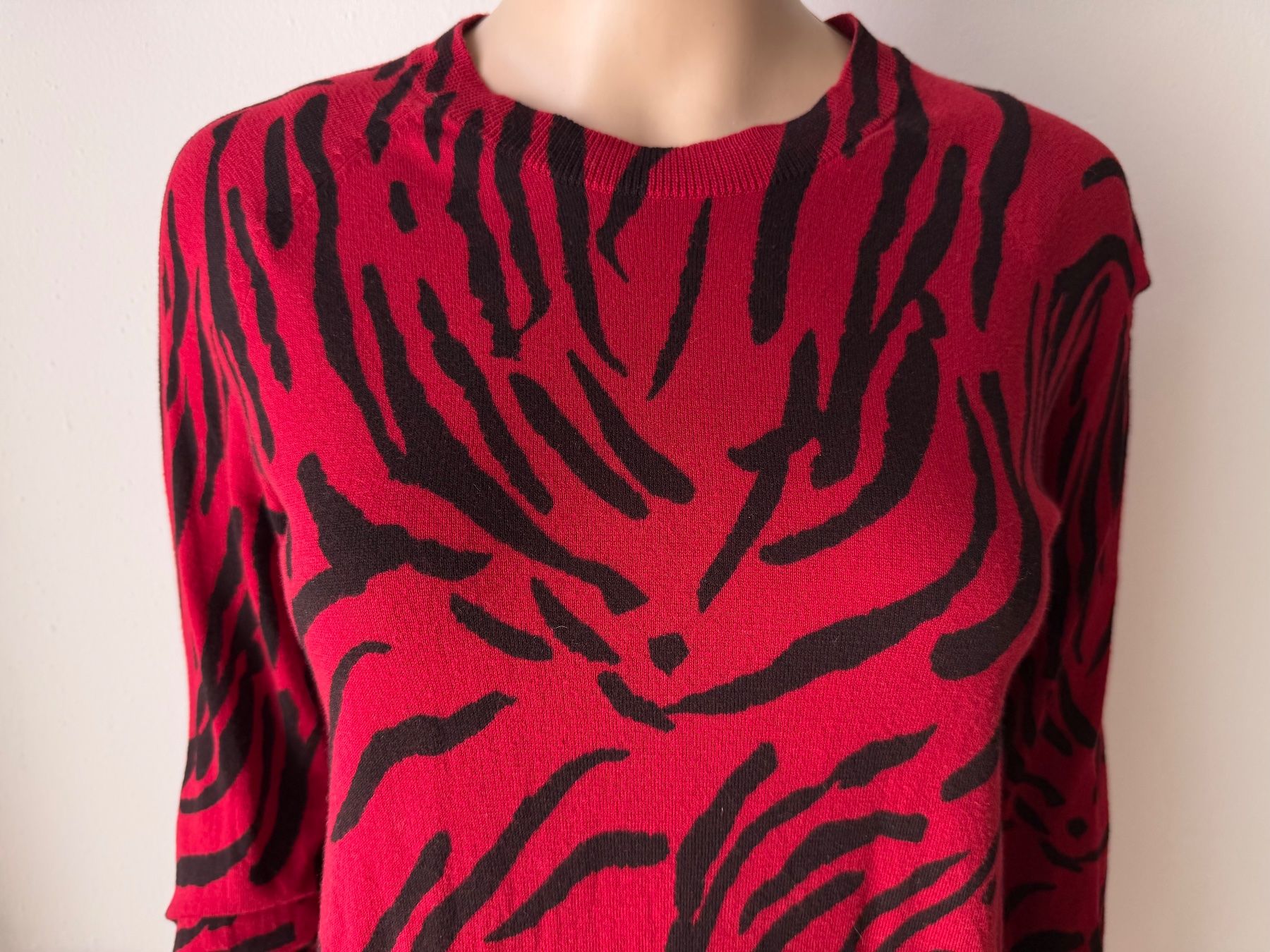Maglioni & Felpe: roter WHISTLES Pullover mit Zebramuster ❤️ – Usato da zürich venduto da vintage12 2