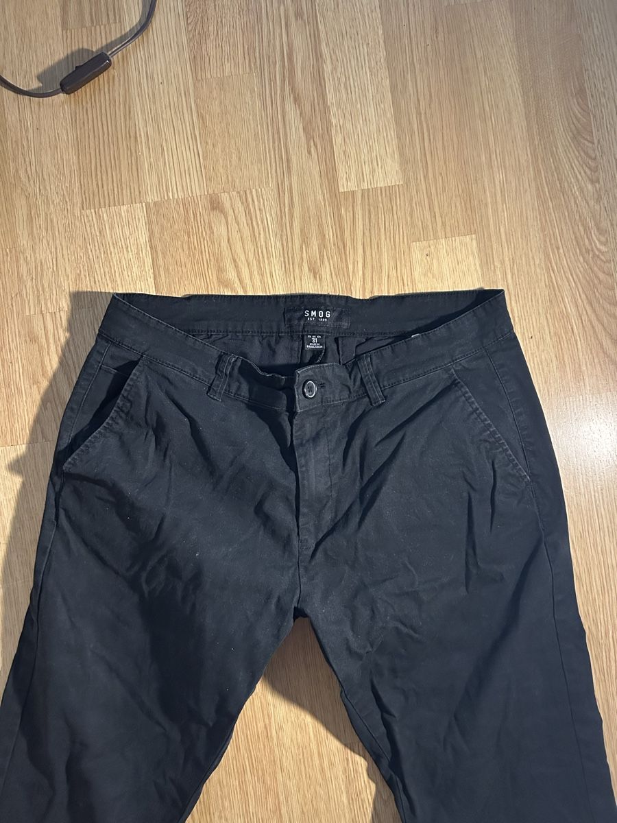 Pantaloni: Schwarze Chino Slim Fit – Usato da Reinach BL venduto da the_9lwh 3