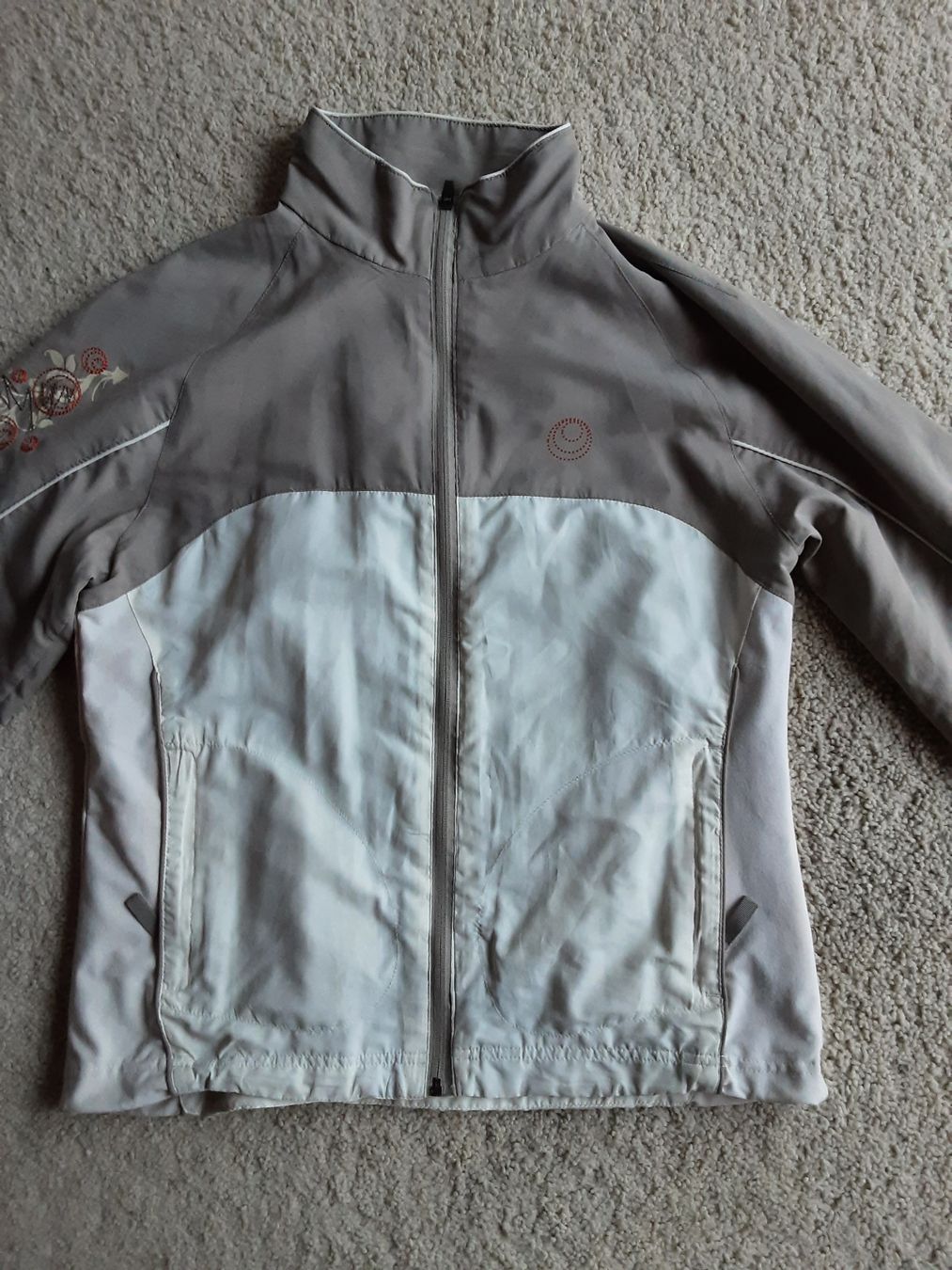 Jacken: Outdoor Jacke, Windjacke, Grösse M, beige – Gebraucht aus Altdorf UR von Brandli