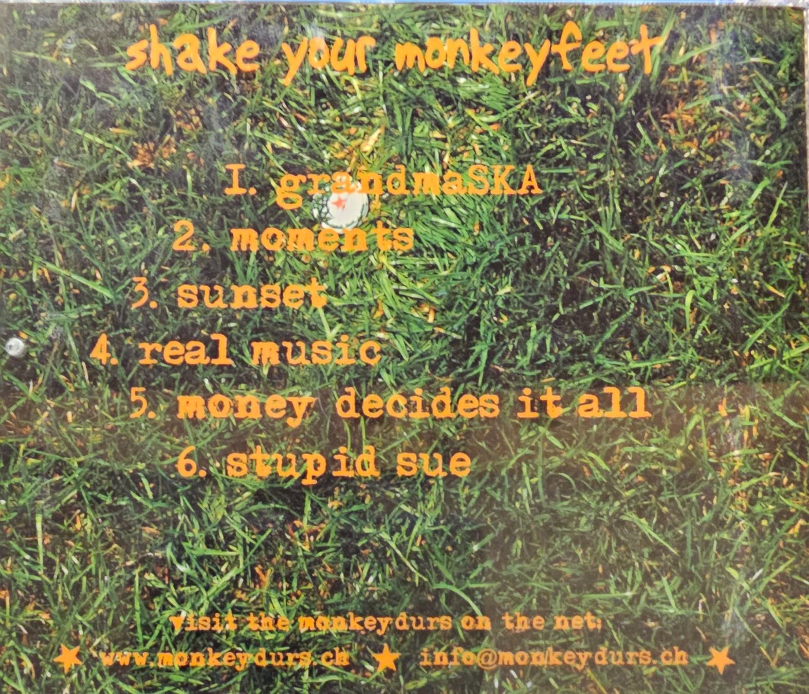 CDs: The Monkeydurs - Shake your monkeyfeet – D'occasion à Wahlen b. Laufen par Cg10 1