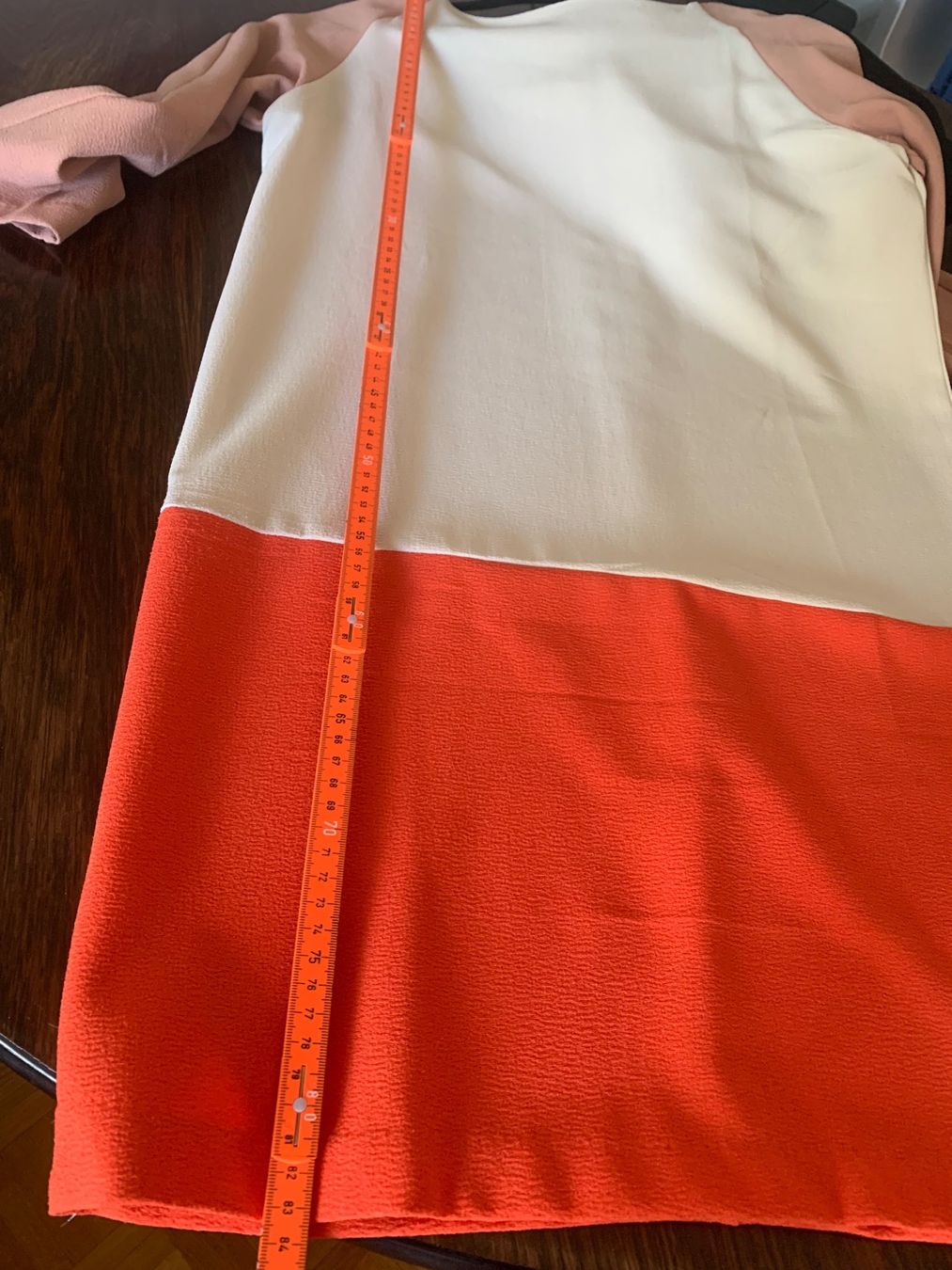 Vestiti: Robe graphique Lily White taille M – Usato da Lausanne venduto da Xiaoxi 4