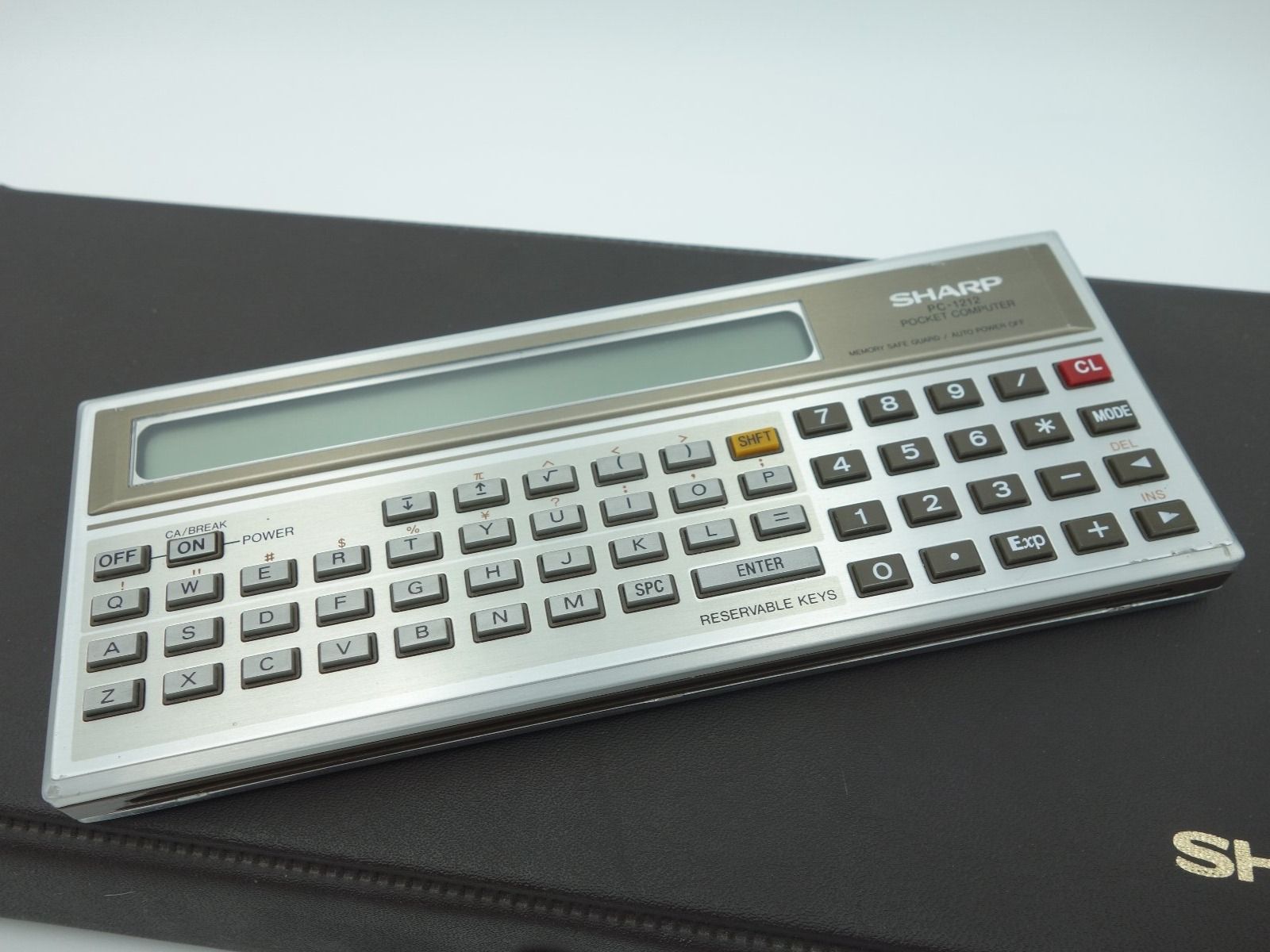 Sharp Taschenrechner: Sharp PC-1212, Taschenrechner Pocket Computer – Defekt aus Wil SG von  5