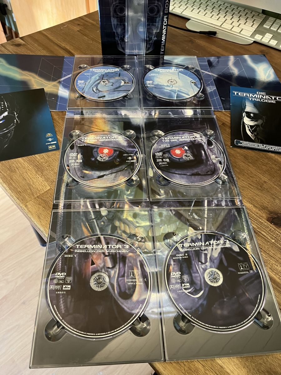 Alle DVDs: TERMINATOR BOX 6 DVD's – Gebraucht aus Wiesenberg von