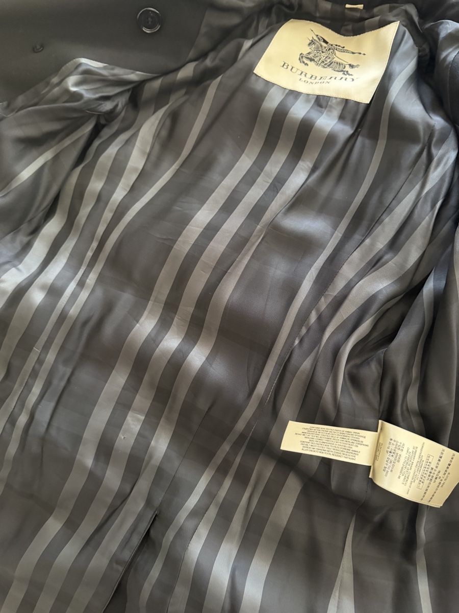 Cappotti: Trench coat Burberry London – Nuovo (secondo la descrizione) da St-Légier-La Chiésaz venduto da Swoosh. 4