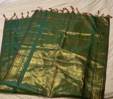 Superbe sari indien vert et or, parfait pour les fêtes!